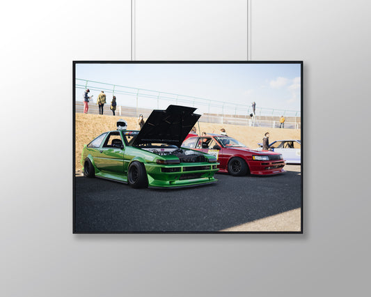 Christmas Hachi's - Levin and Trueno in the Pits at Tsukuba Circuit | Japan
